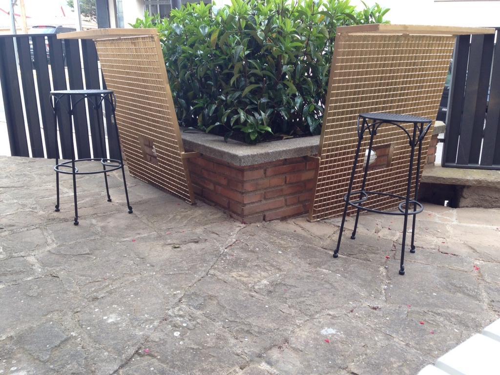 Hostal Sant Marti Puig-reig Bagian luar foto